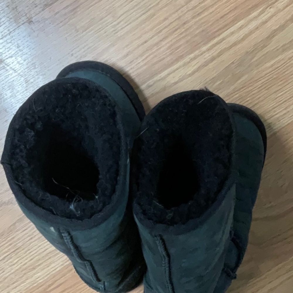 UGG BLACK CLASSIC TALL SHERPA LINED BOOTS- faded in color ❤️ preloved ❤️ - Picture 3 of 15